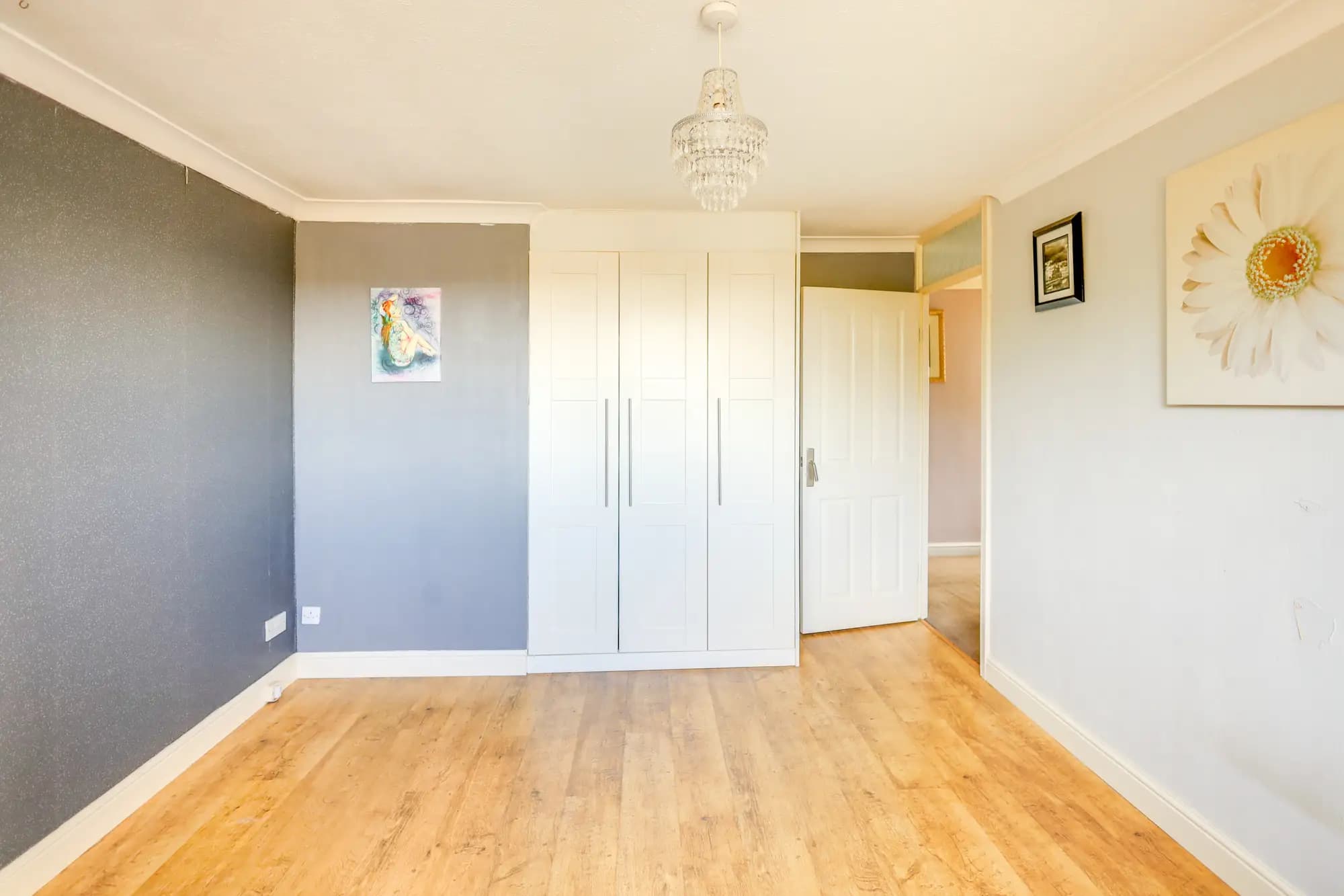 property photo 18 of 26