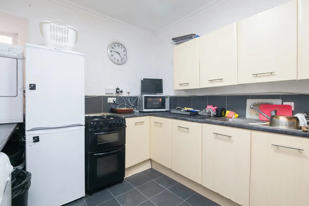 property photo 43 of 80
