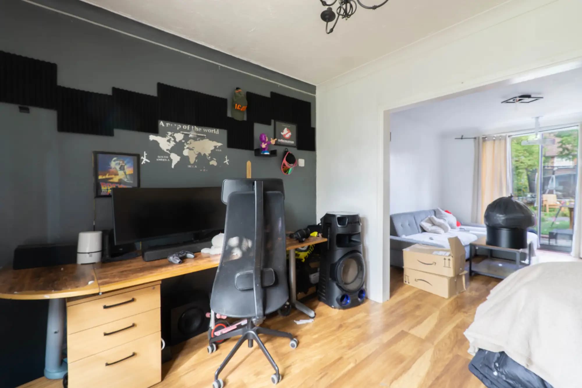 property photo 9 of 15