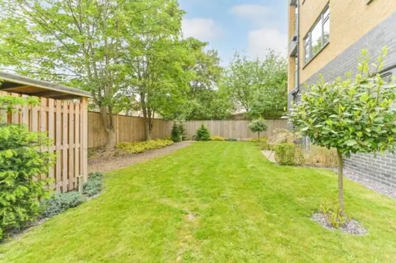 property photo 22 of 24