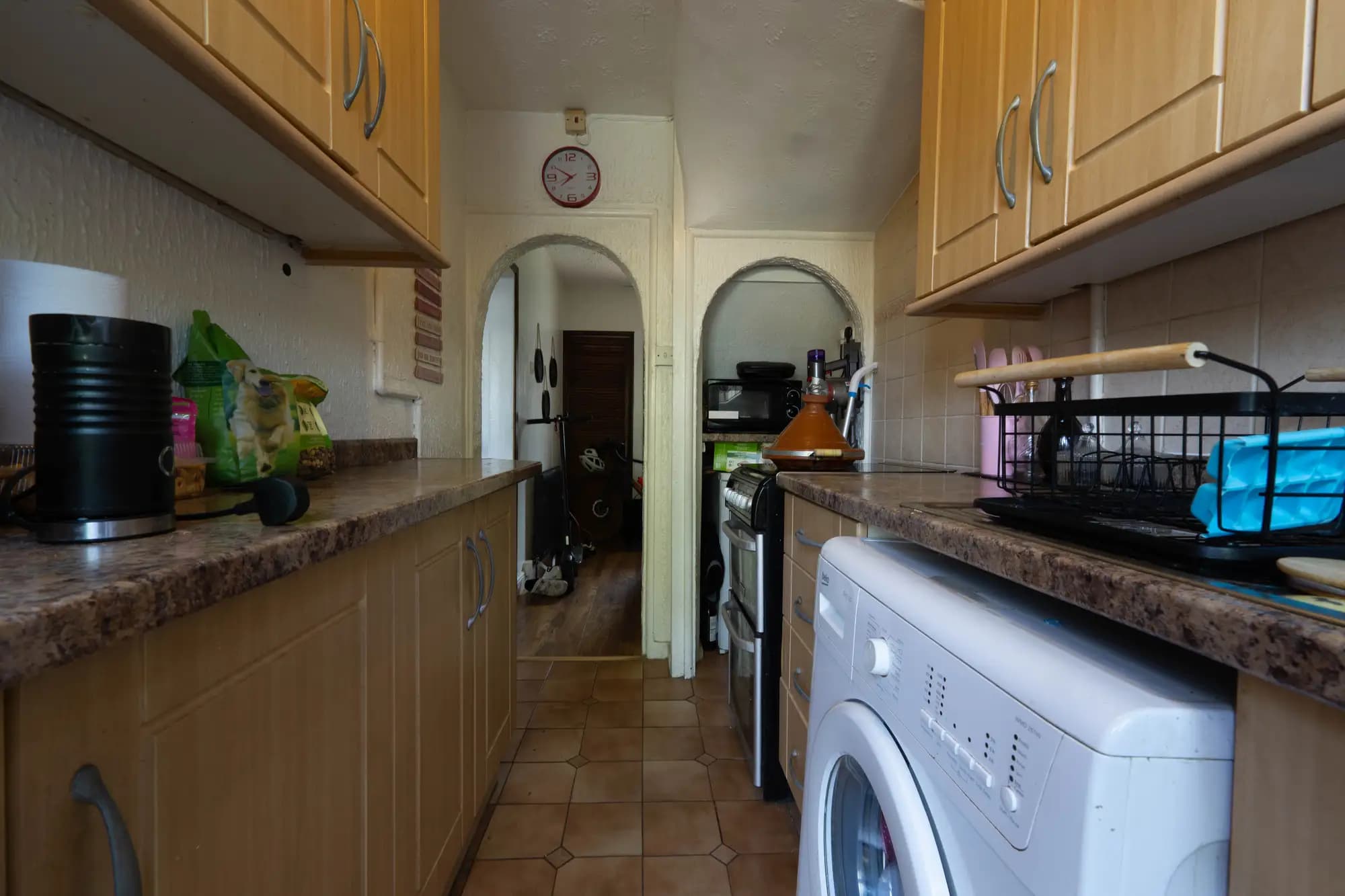 property photo 5 of 15