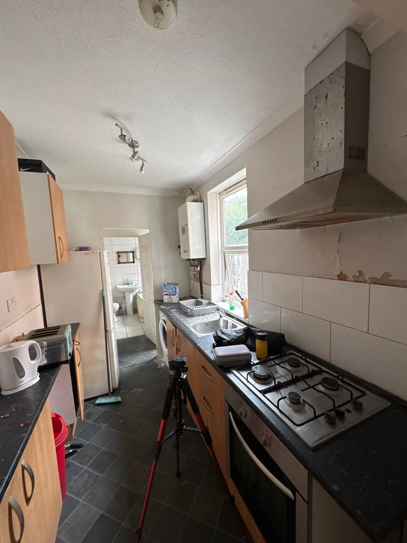 property photo 4 of 12