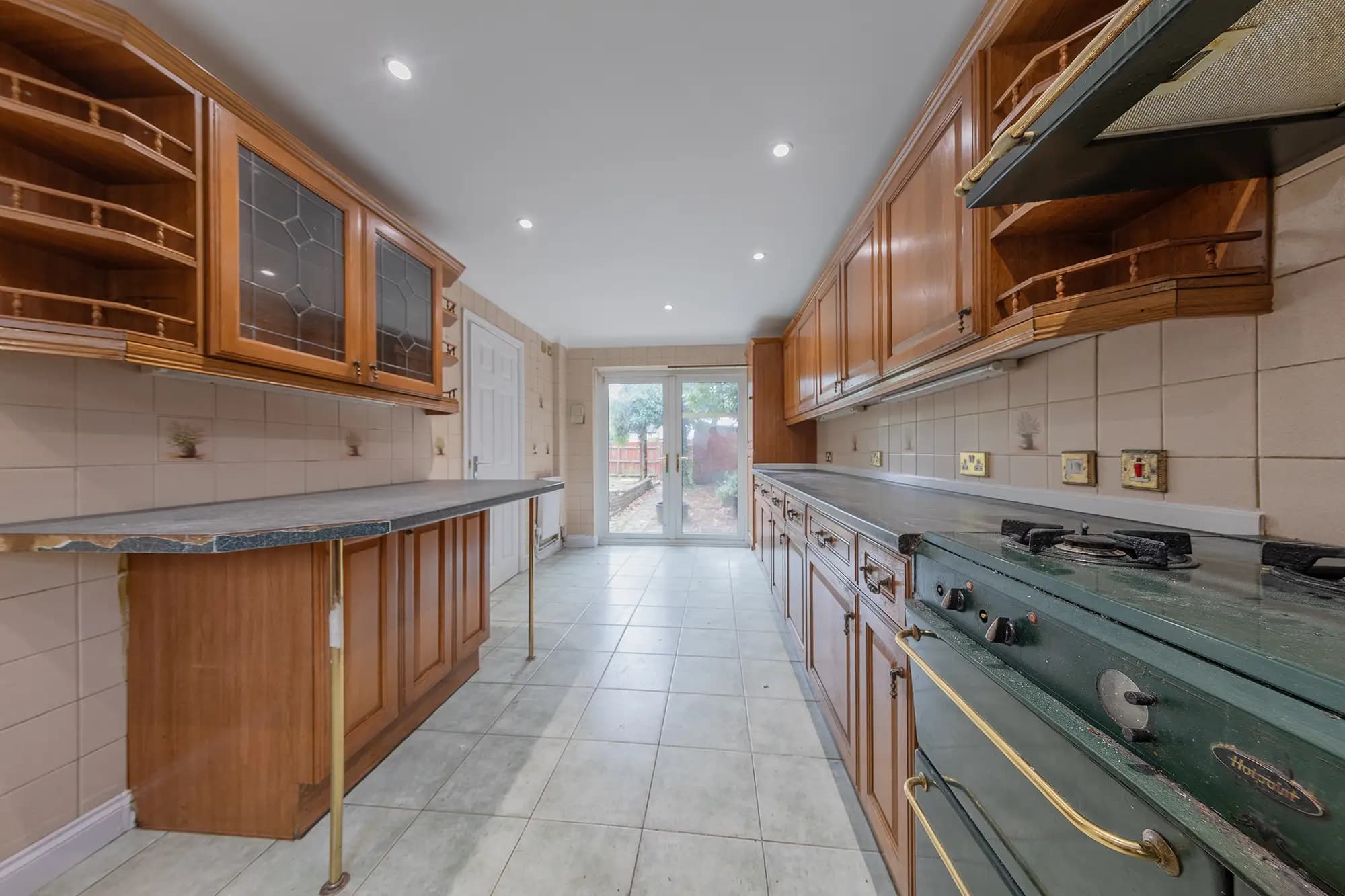 property photo 6 of 35
