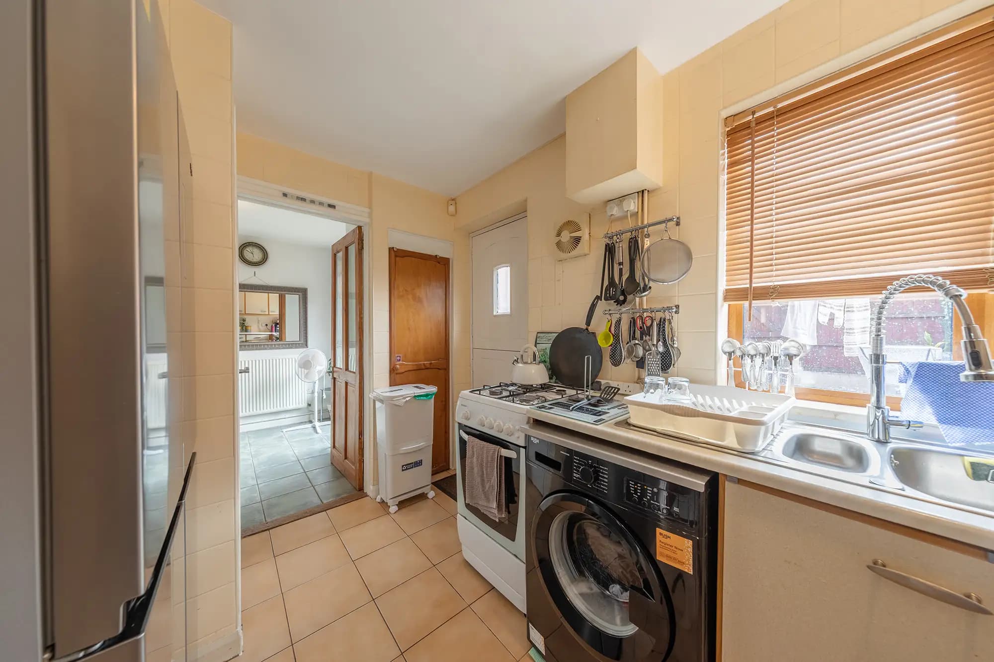 property photo 5 of 25