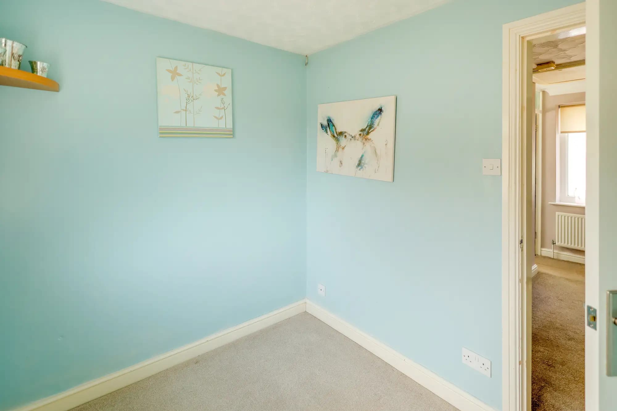 property photo 11 of 26