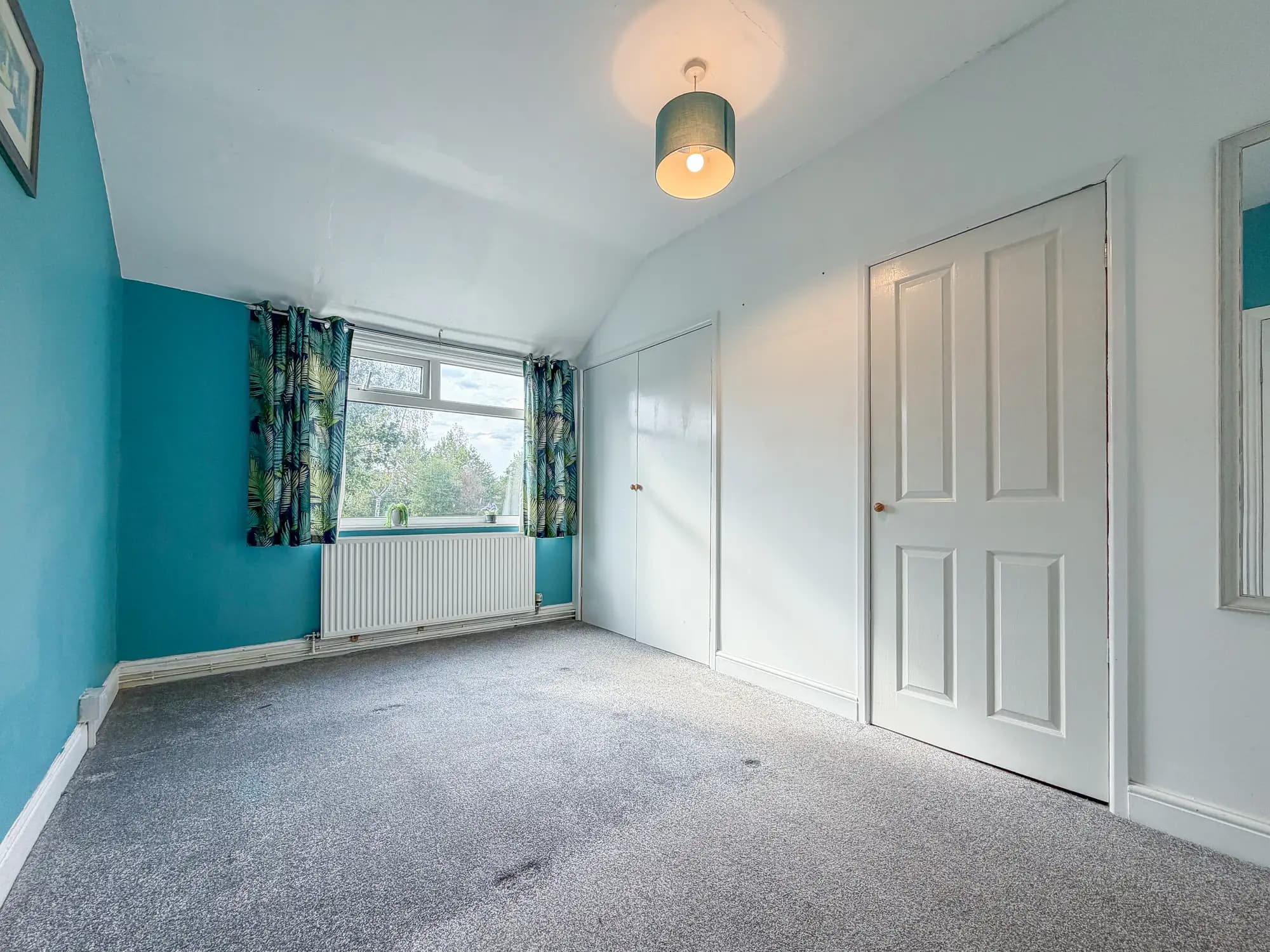 property photo 25 of 42