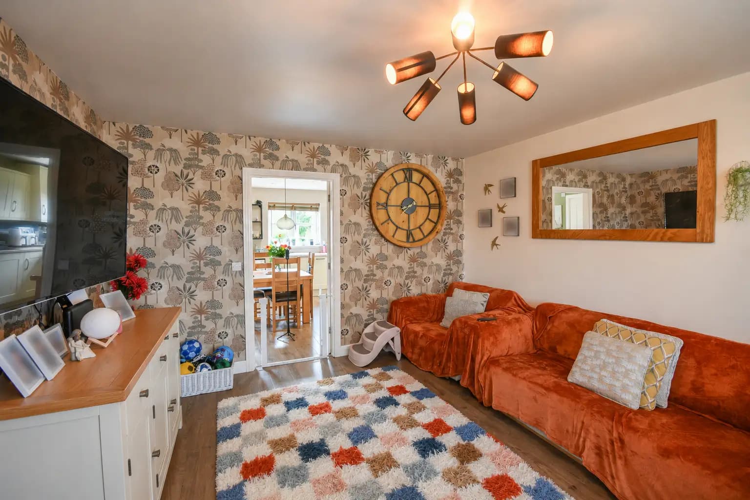 property photo 3 of 25