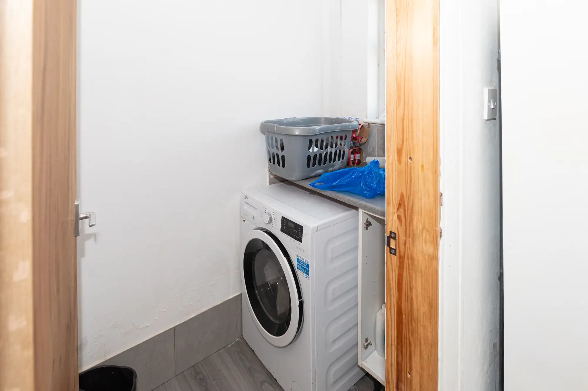 property photo 23 of 32