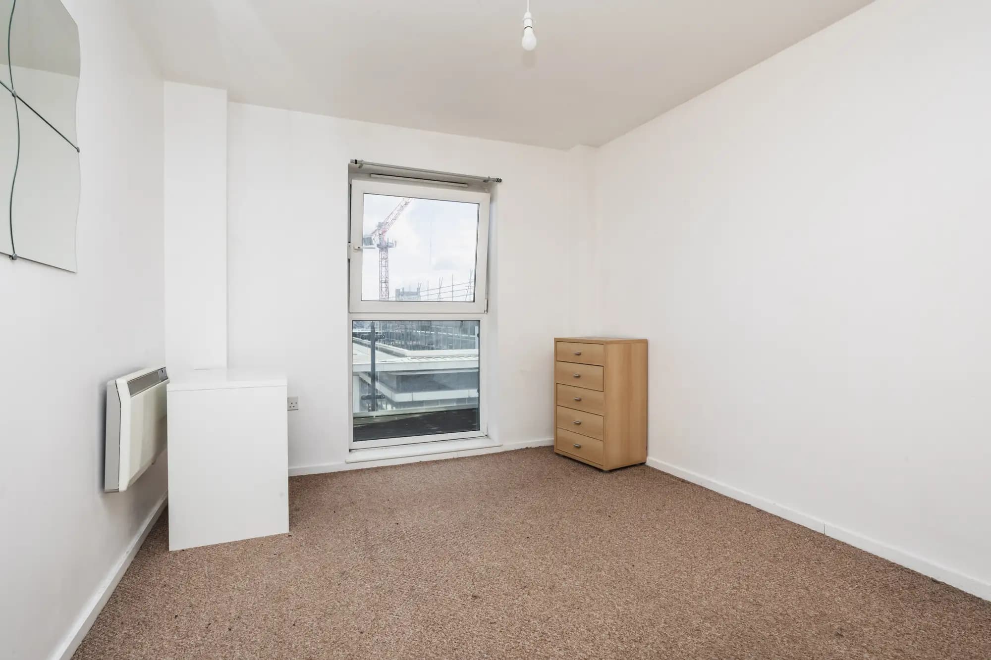 property photo 17 of 33