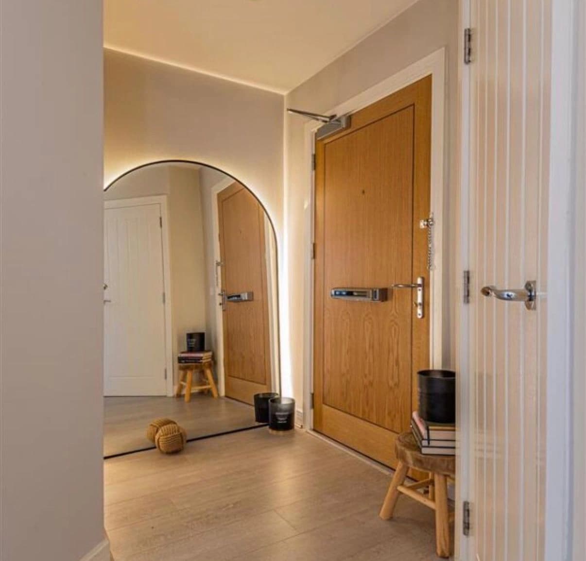 property photo 10 of 13