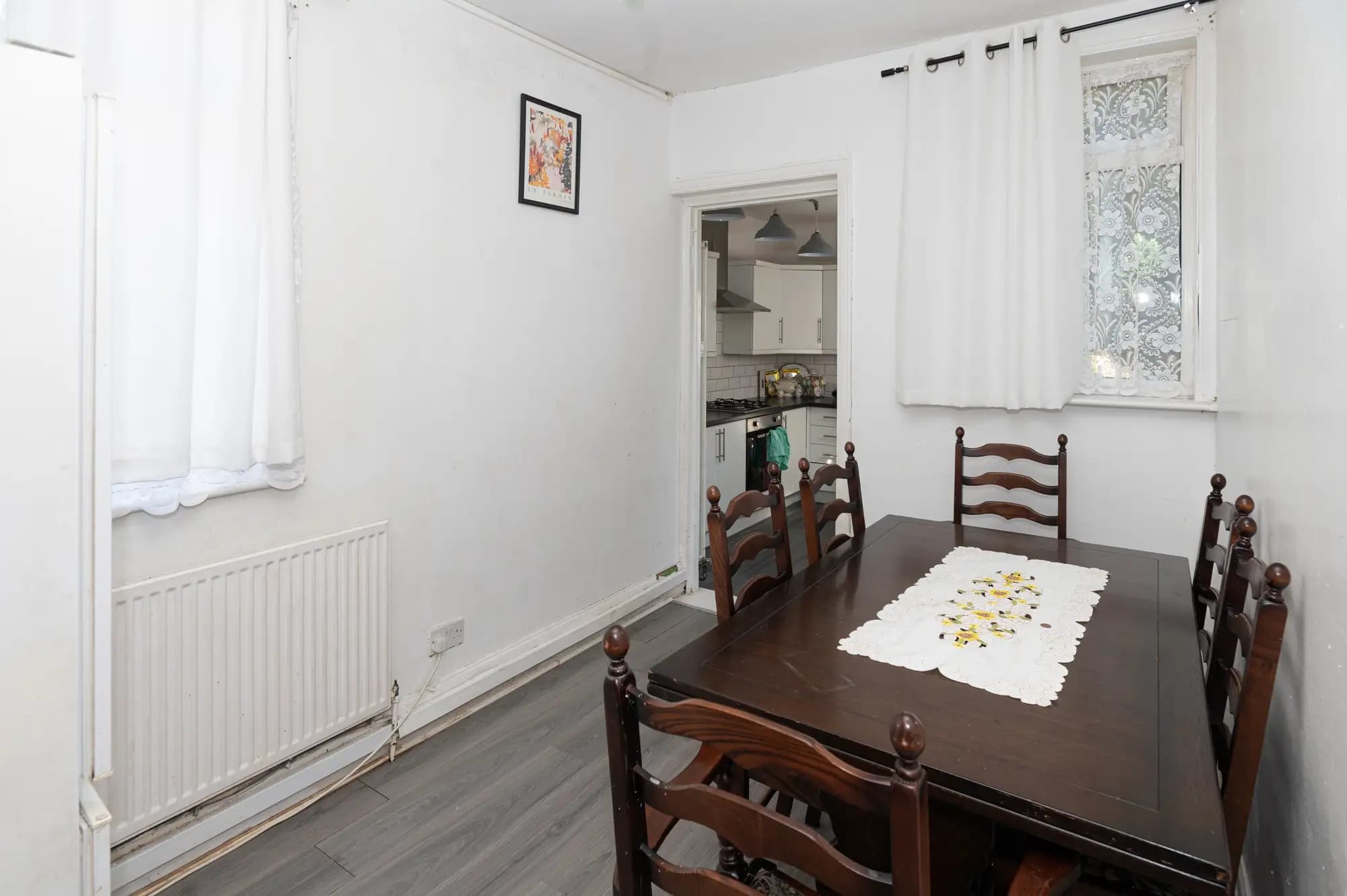property photo 6 of 32