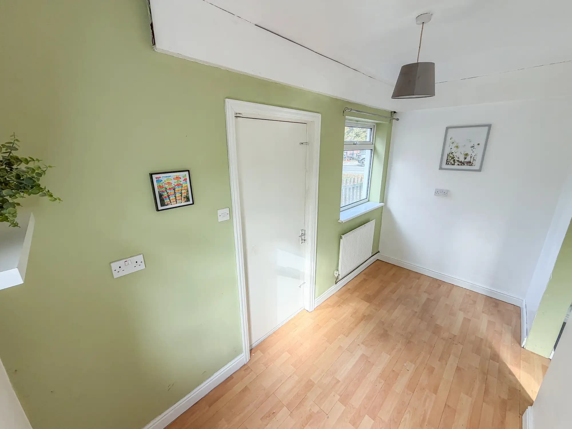 property photo 8 of 42