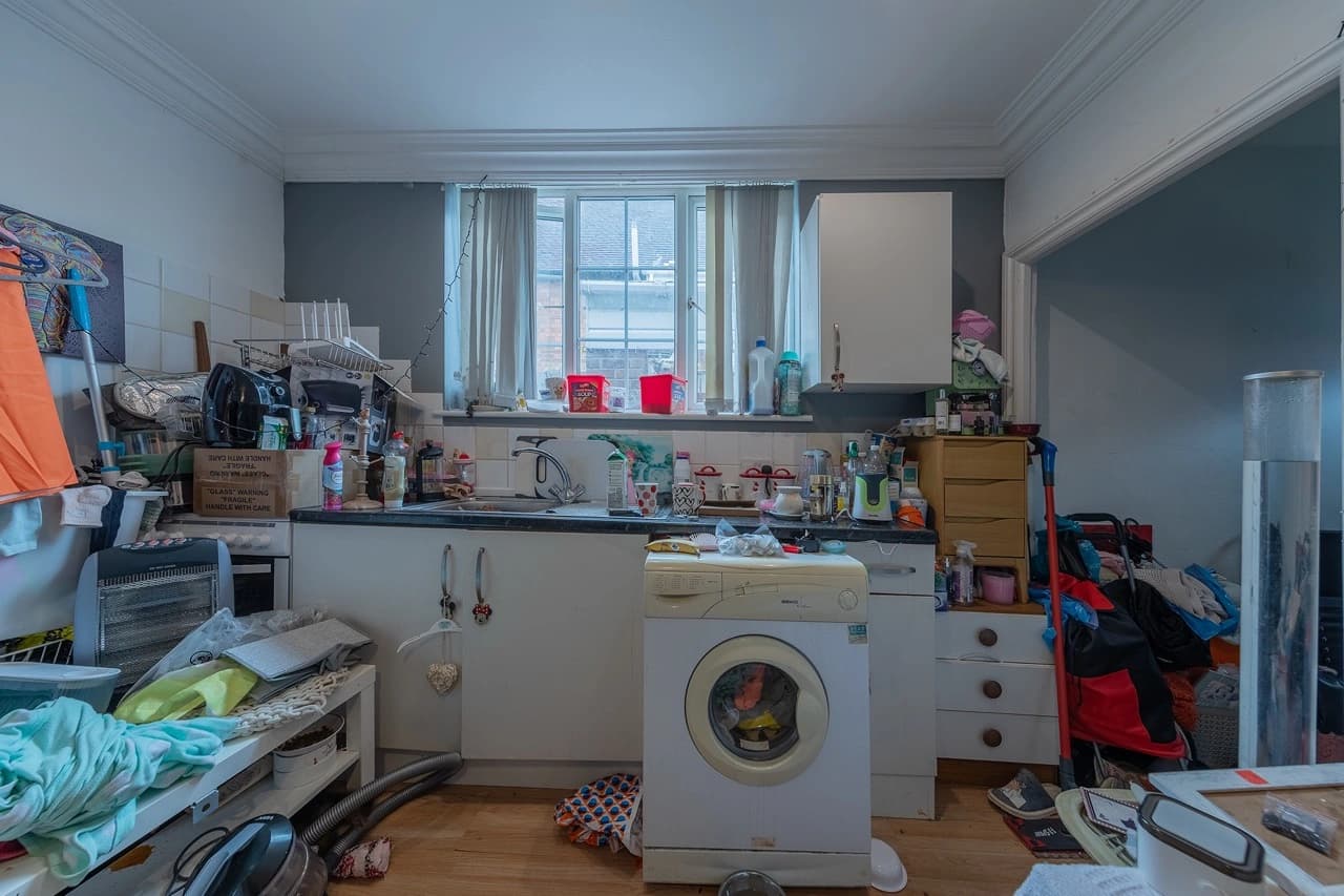 property photo 4 of 10