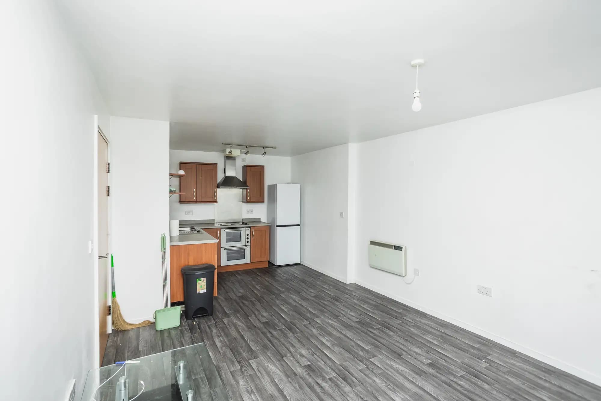 property photo 5 of 33