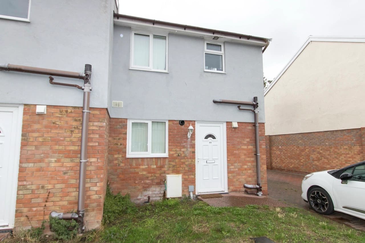 property photo 21 of 24