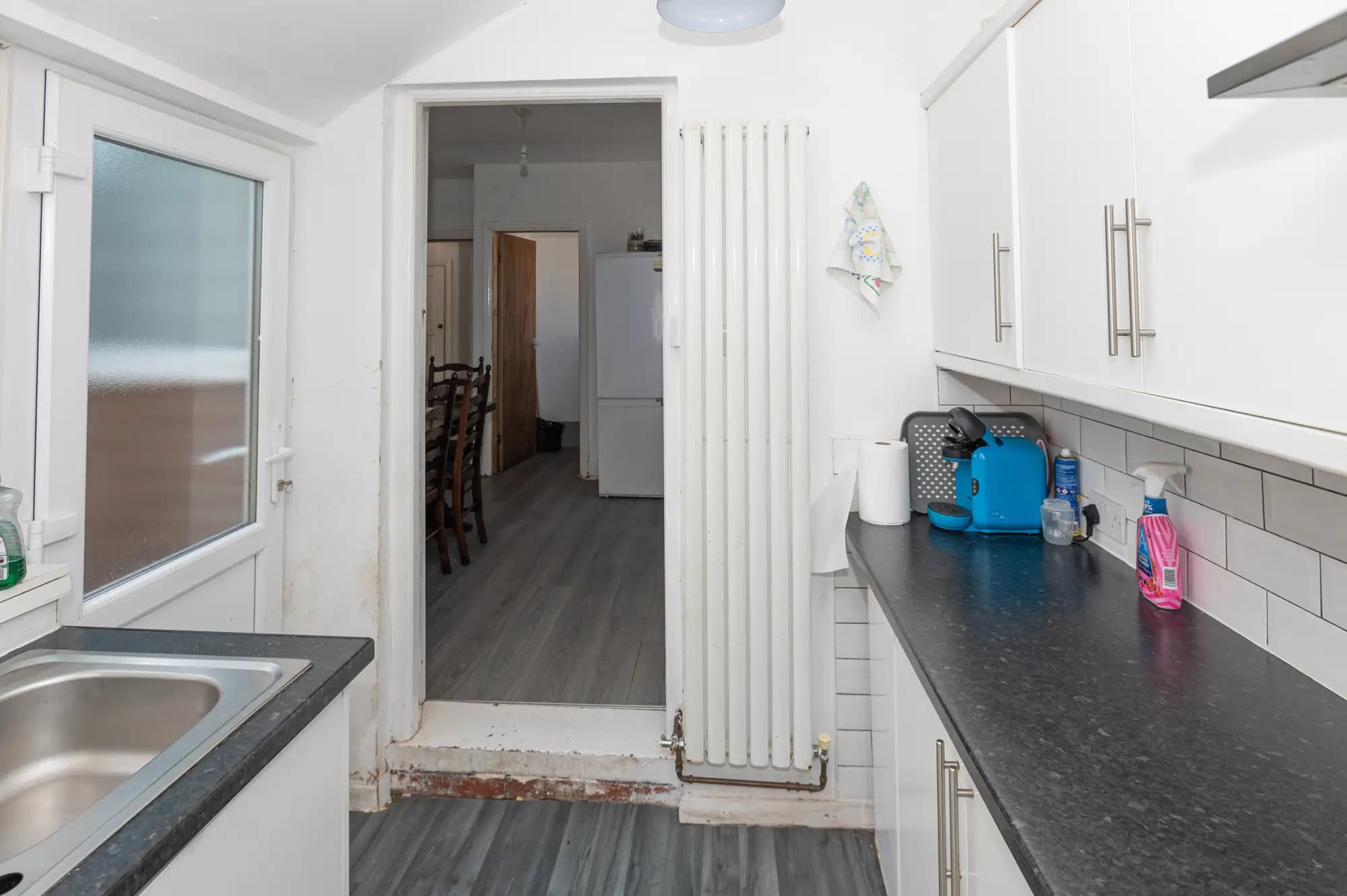 property photo 9 of 32