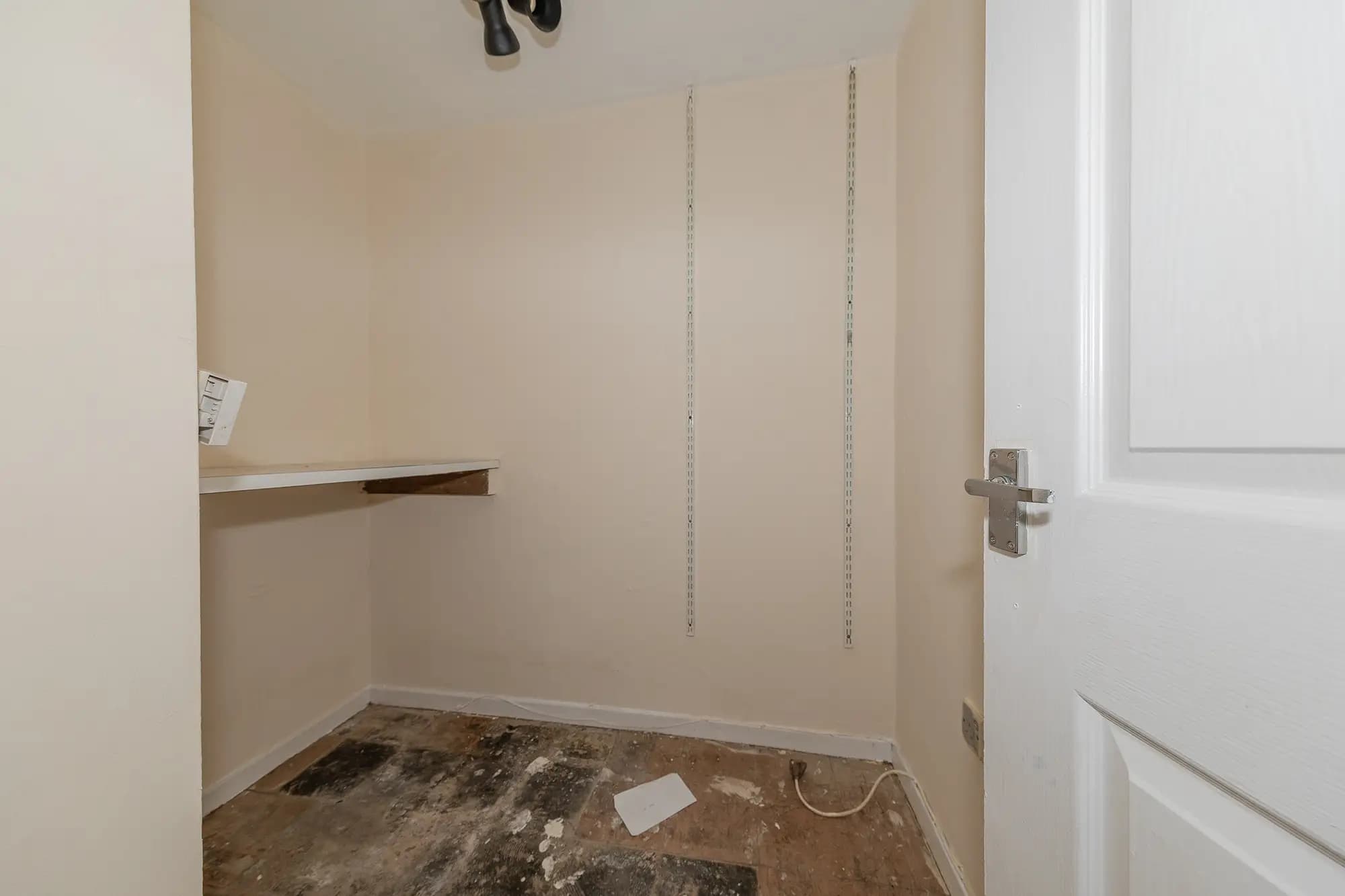 property photo 28 of 35