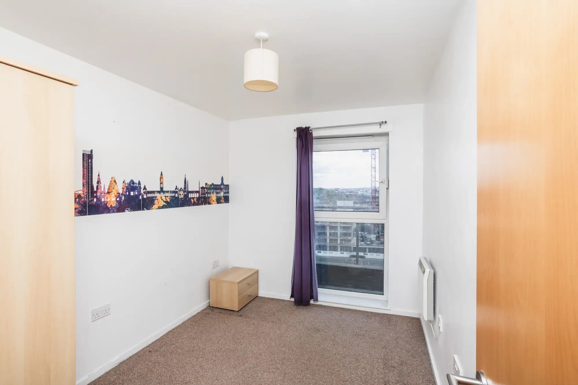 property photo 21 of 33