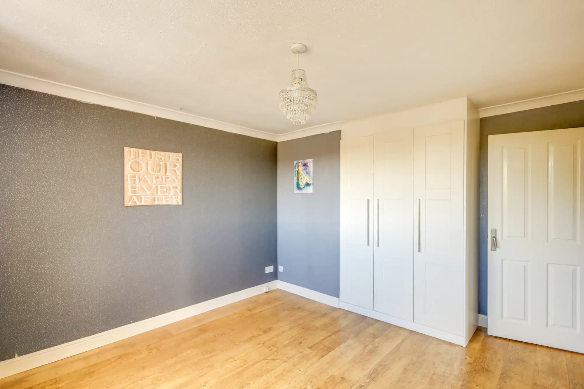 property photo 17 of 26