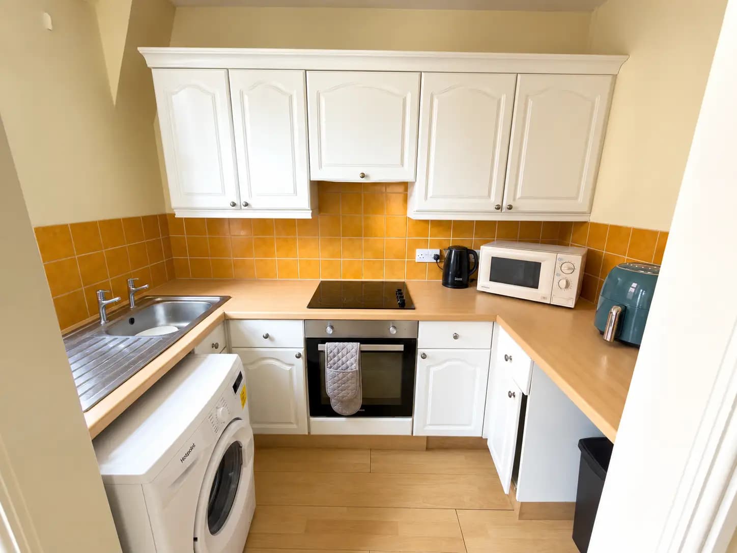property photo 4 of 13