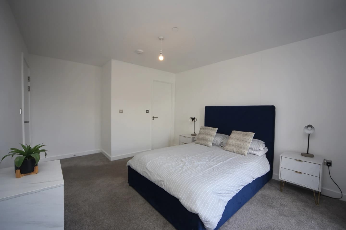 property photo 12 of 24