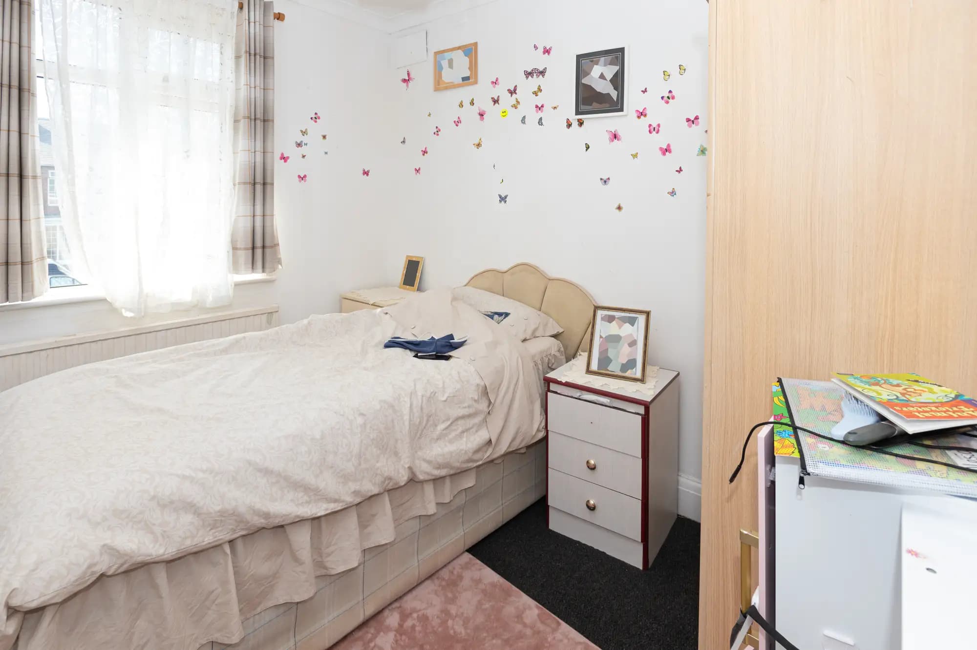 property photo 15 of 32