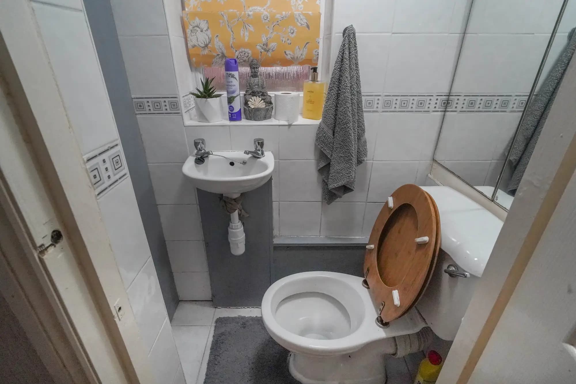 property photo 9 of 21