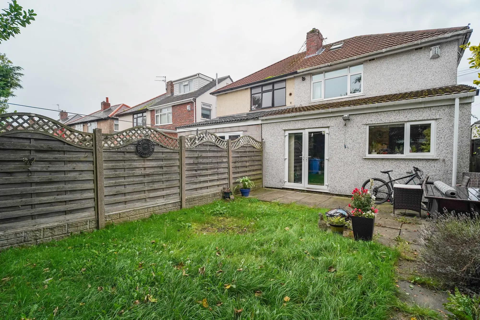 property photo 18 of 21