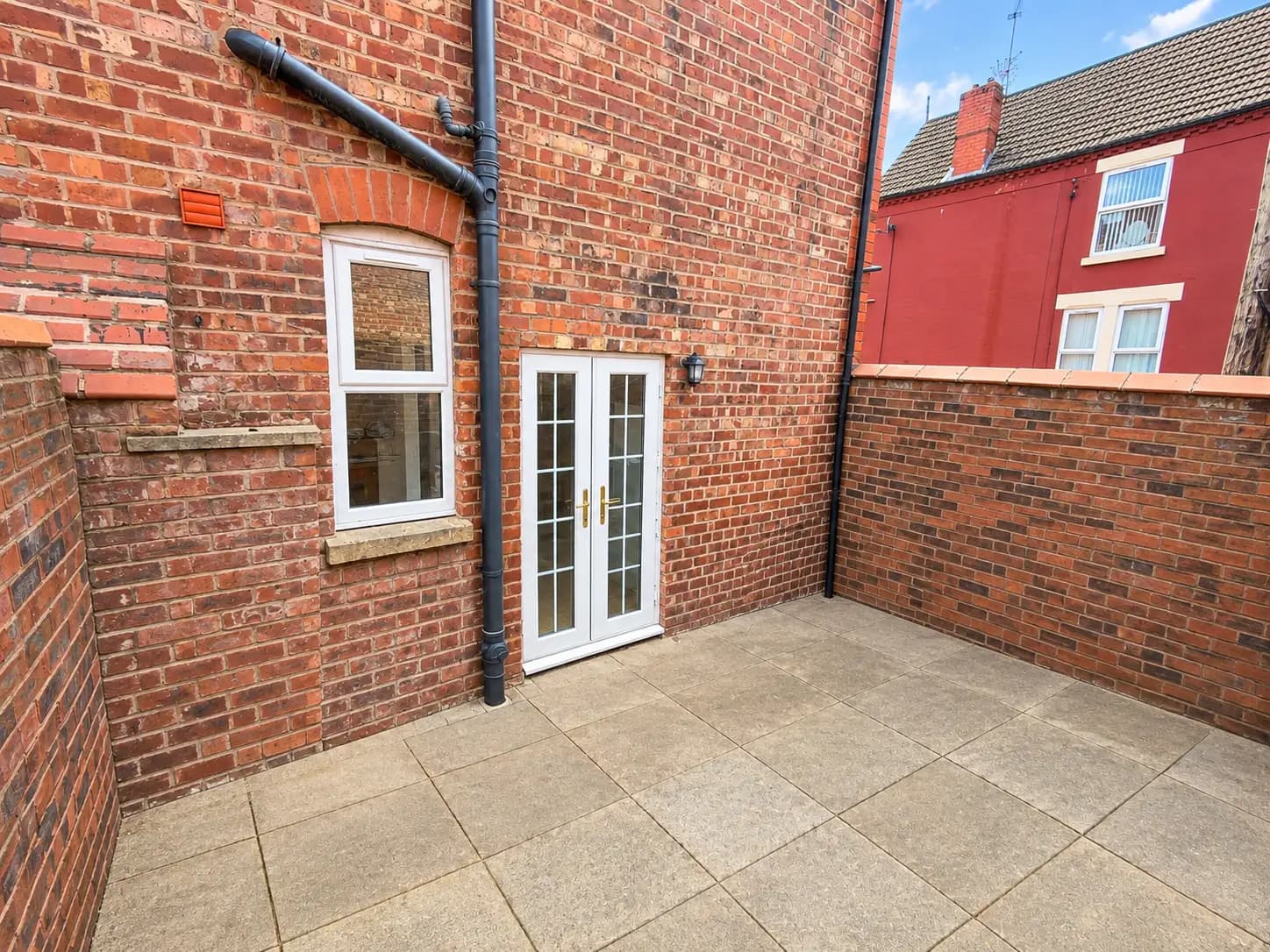 property photo 12 of 13