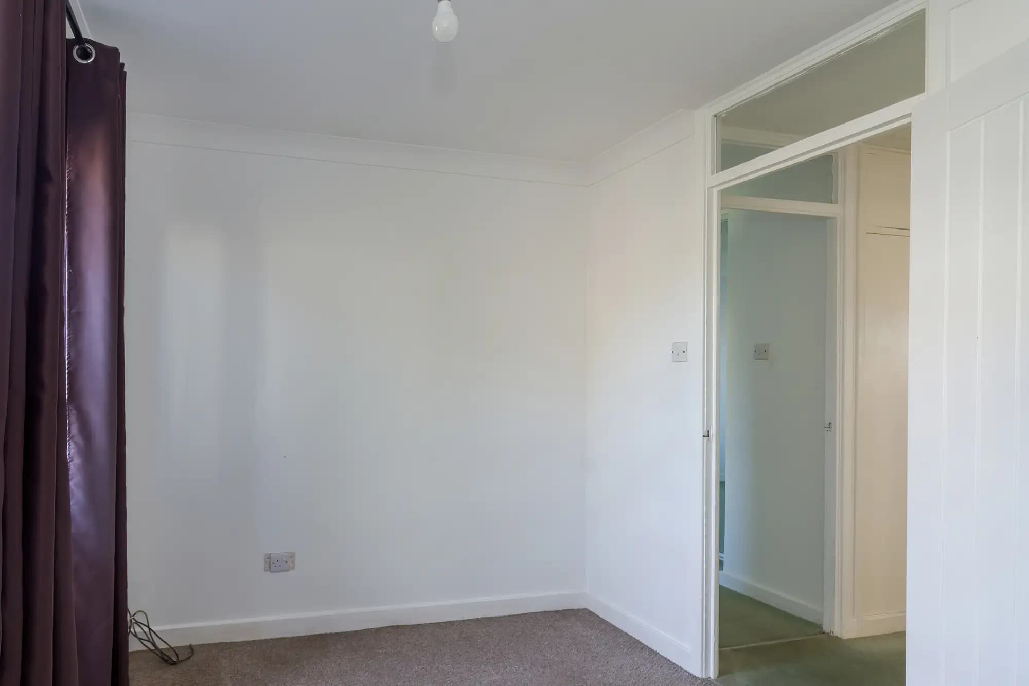 property photo 18 of 33